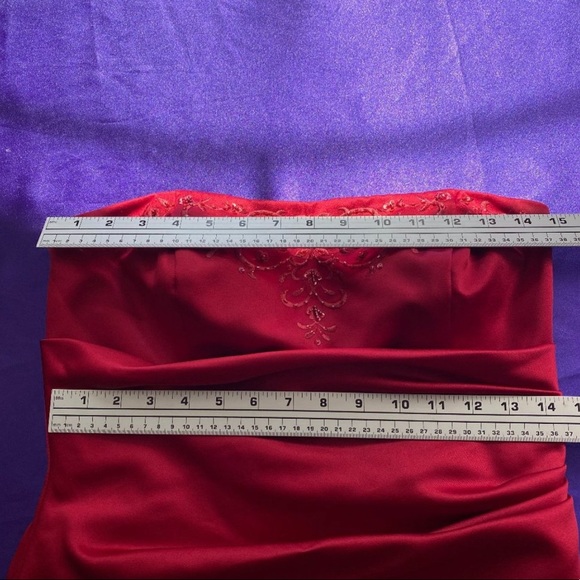 David’s Bridal Gorgeous Red Prom Formal Gala Gown - Picture 9 of 14